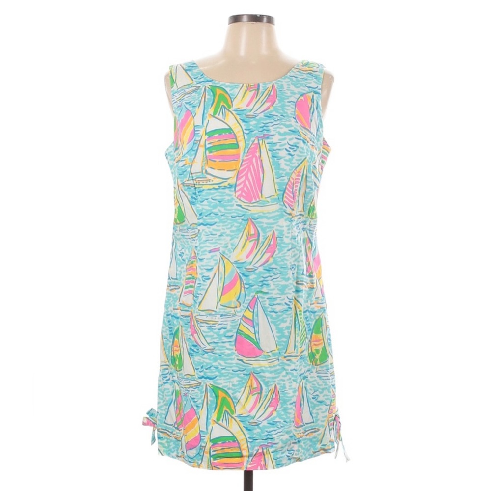 Lilly Pulitzer dress, size 12.  You gotta regatta print.